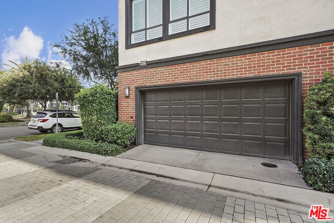 12518 W Fielding Circle Unit: 1