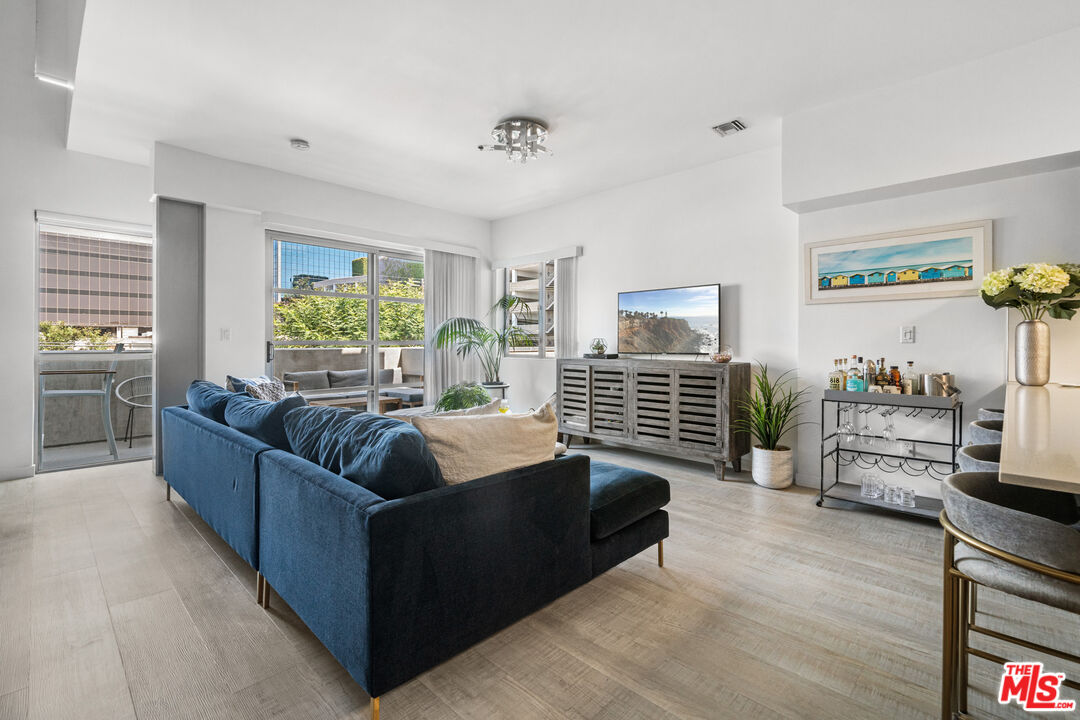 11500 Tennessee Ave Unit: 303