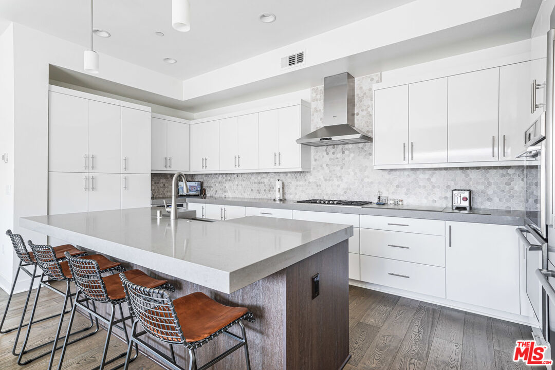 5695 Goldeneye Dr Unit: 3