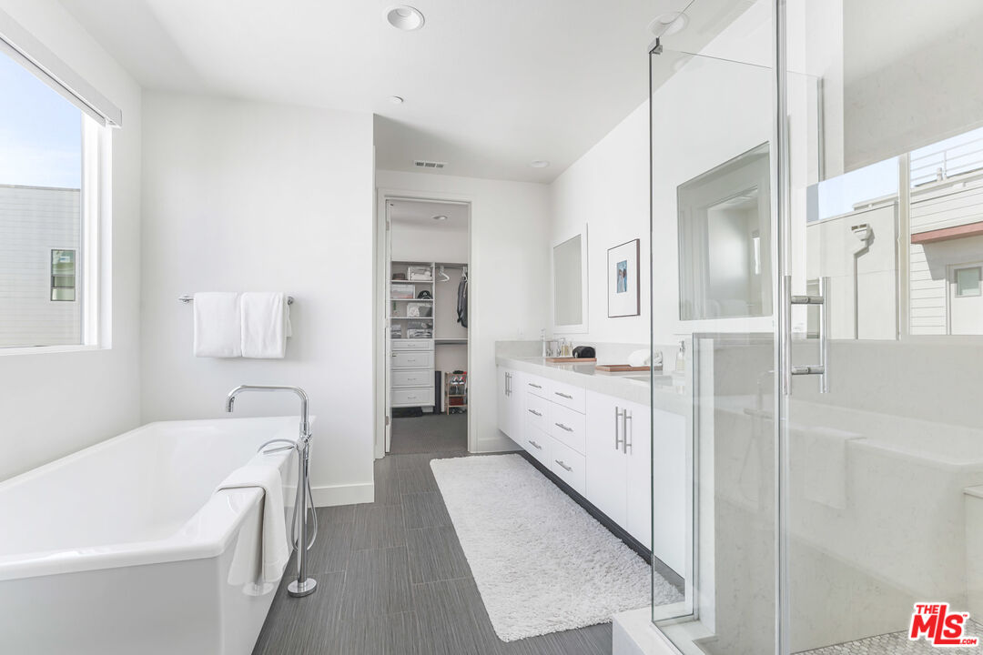 5695 Goldeneye Dr Unit: 3