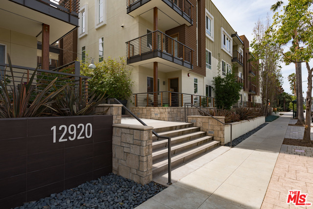 12920 RUNWAY RD Unit: 162