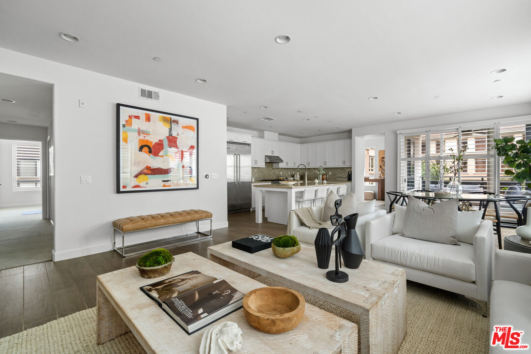 12883 Runway Rd Unit: 3