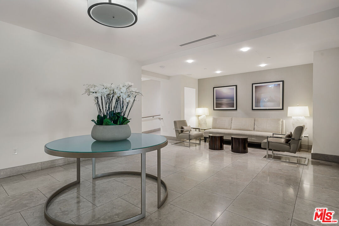 1440 VETERAN AVE Unit: 507