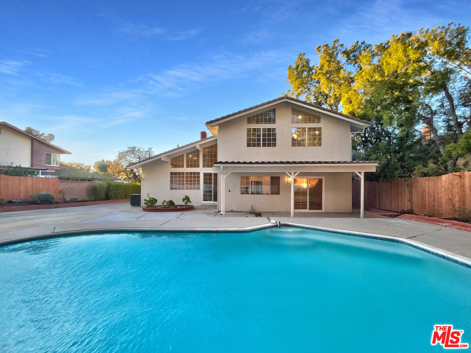 11872 Preston Trails Ave