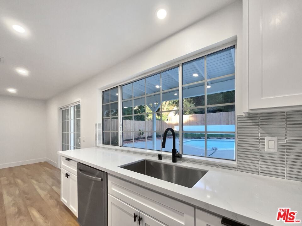 11872 Preston Trails Ave