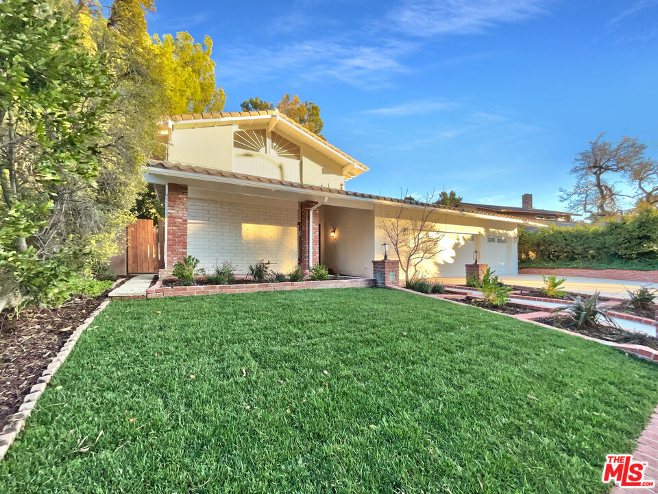 11872 Preston Trails Ave