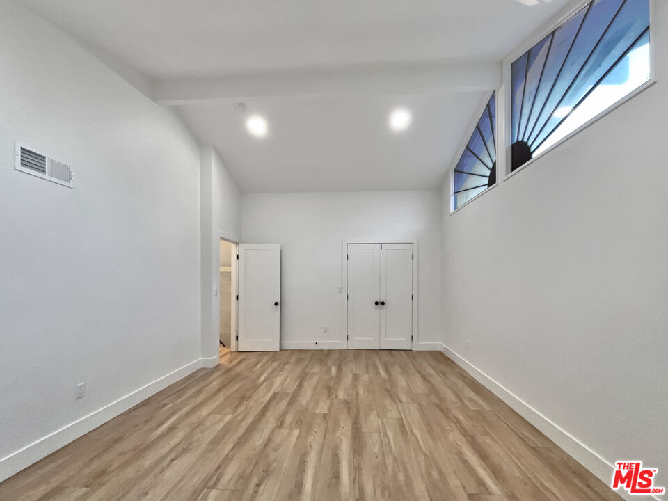 11872 Preston Trails Ave