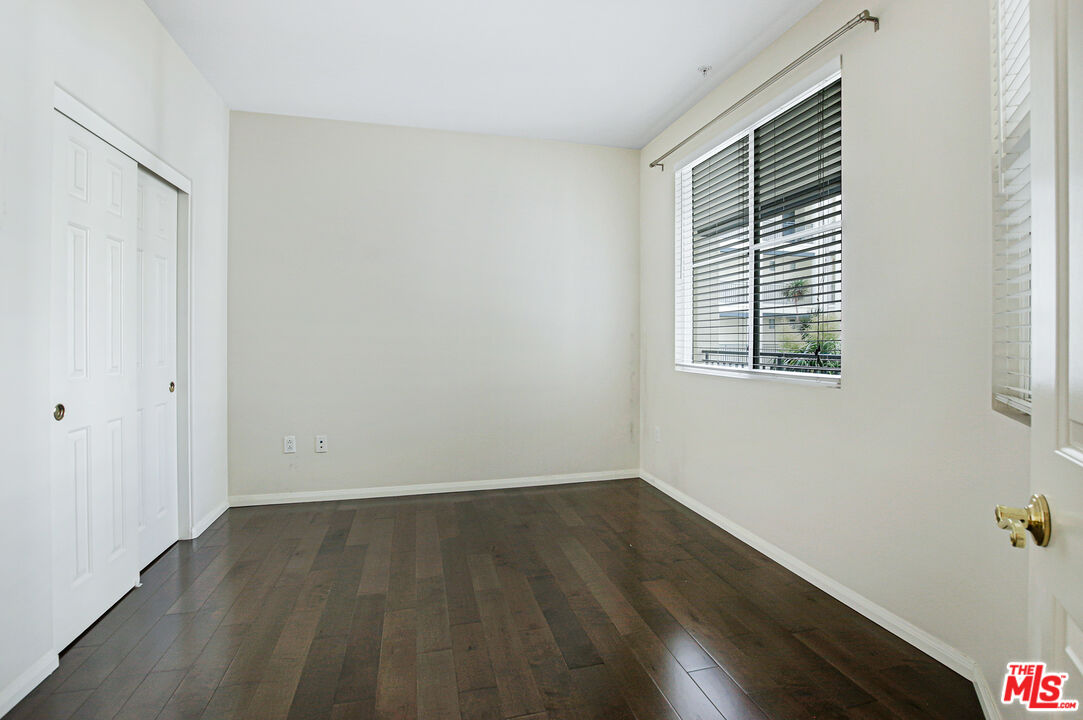 12963 Runway Rd Unit: 220