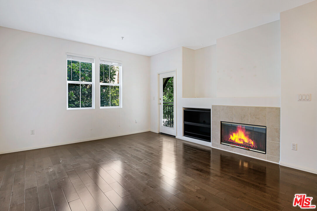 12963 Runway Rd Unit: 220