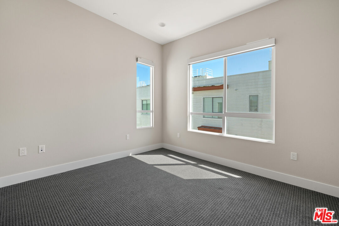 12499 Osprey Ln Unit: 3