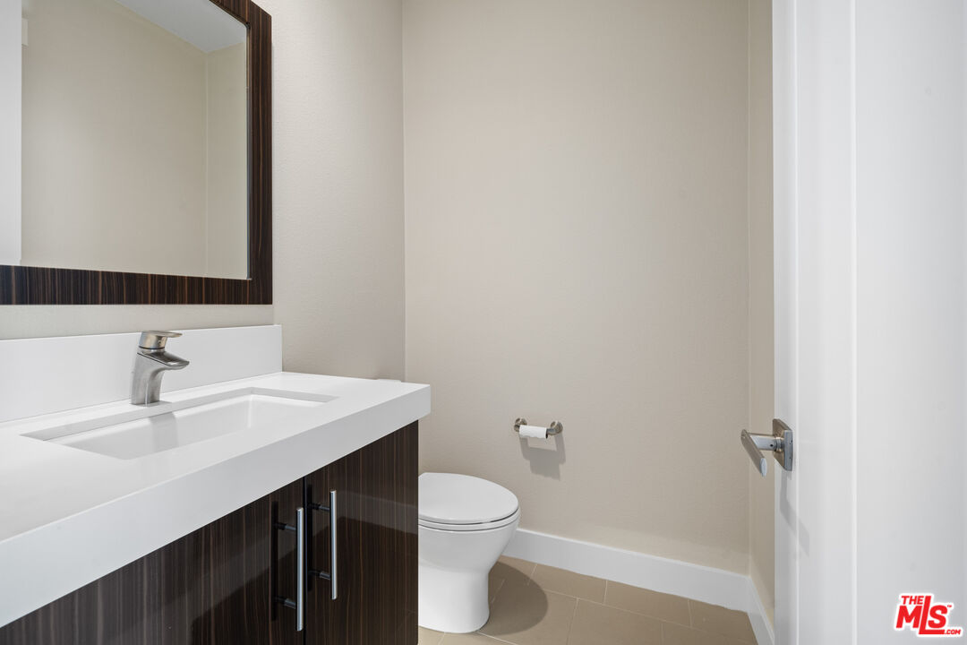 12499 Osprey Ln Unit: 3