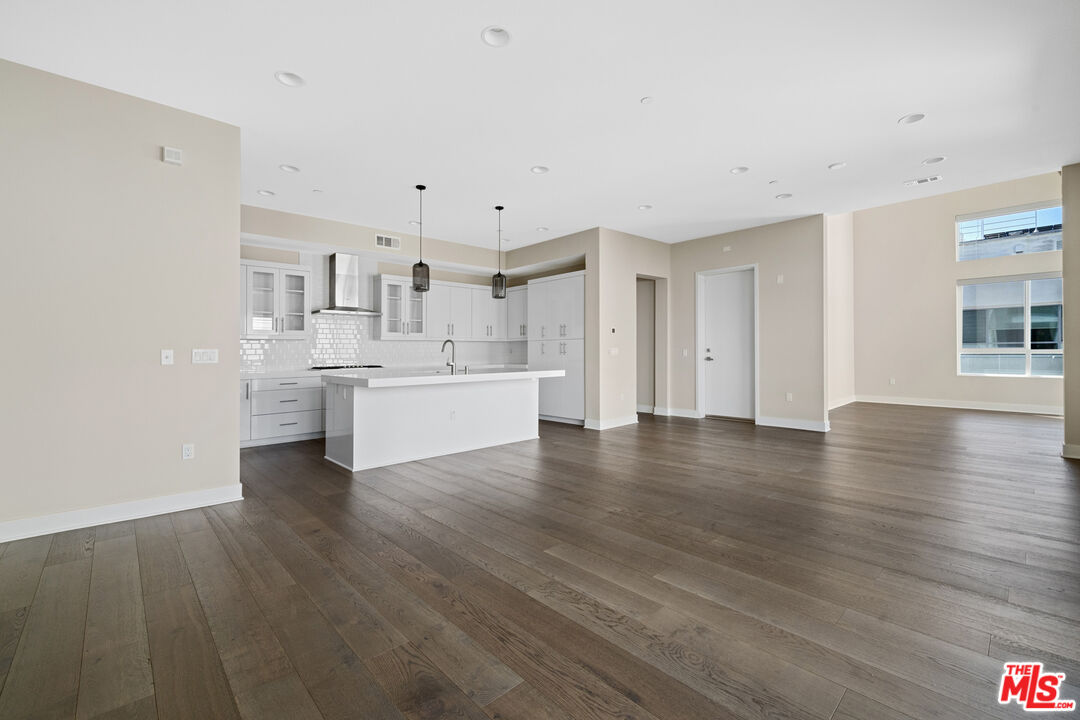 12499 Osprey Ln Unit: 3