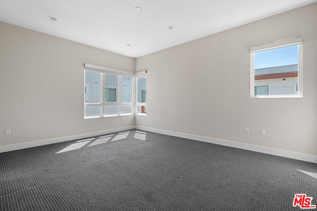 12499 Osprey Ln Unit: 3