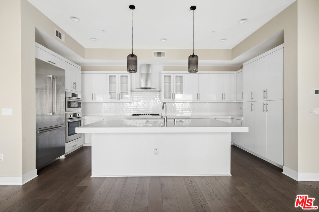 12499 Osprey Ln Unit: 3