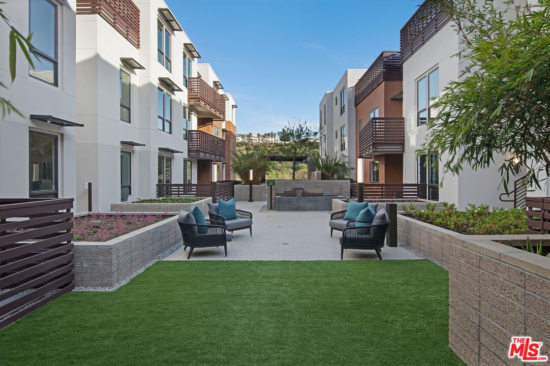 6030 Seabluff Dr Unit: 317