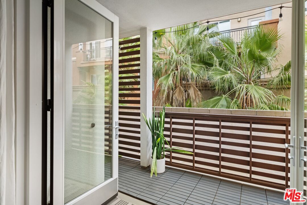 6030 Seabluff Dr Unit: 317