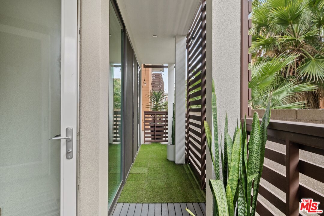 6030 Seabluff Dr Unit: 317