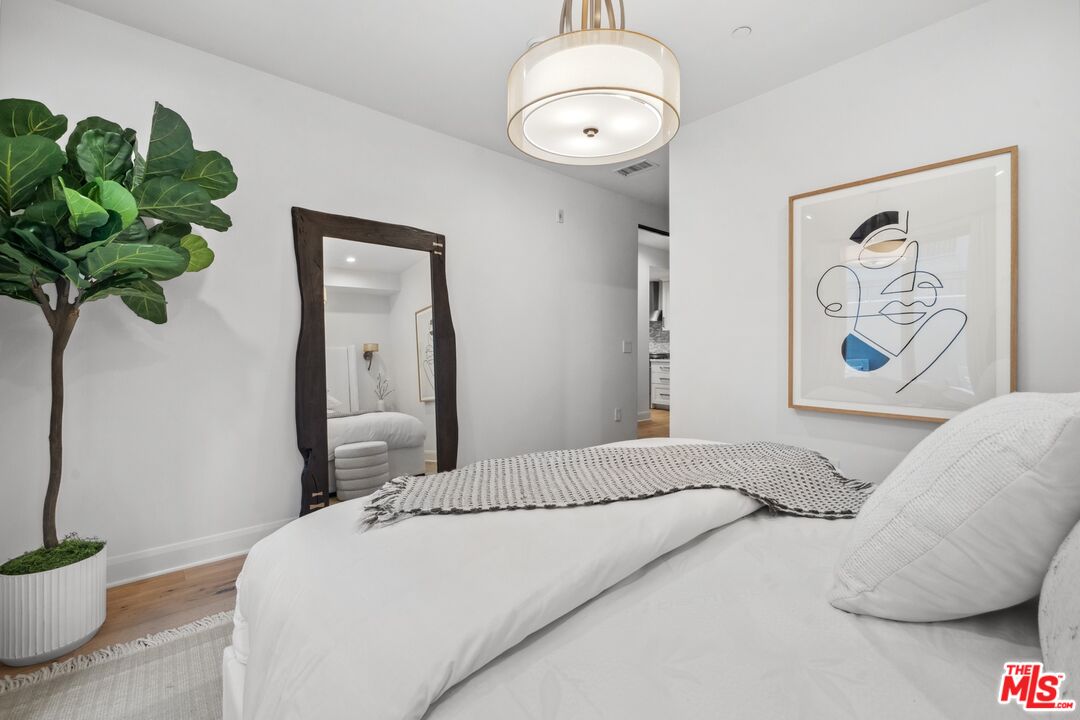 10647 Ashton Ave Unit: 103