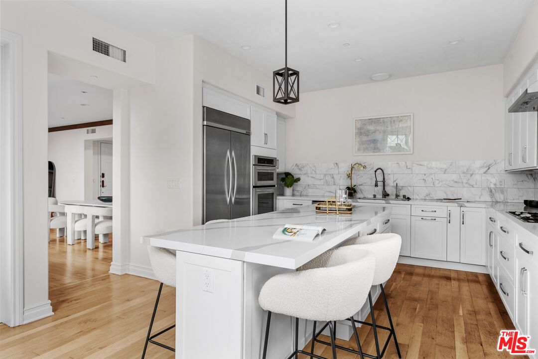 6241 W Crescent PARK Unit: 106