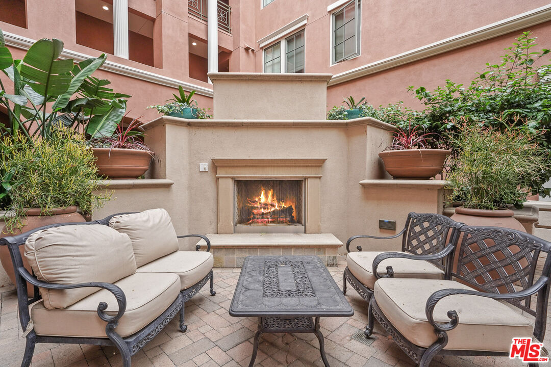 6241 W Crescent PARK Unit: 106