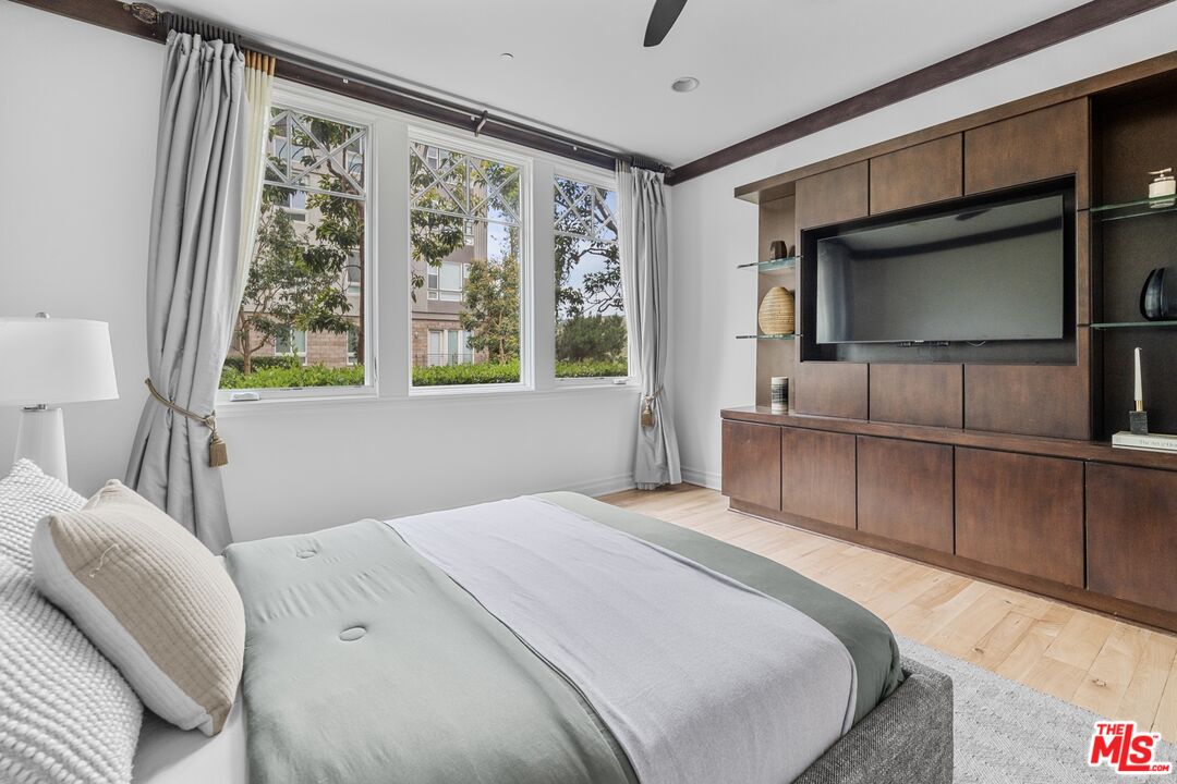 6241 W Crescent PARK Unit: 106