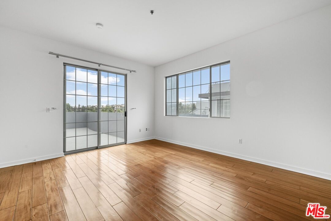 5400 Playa Vista Dr Unit: 17