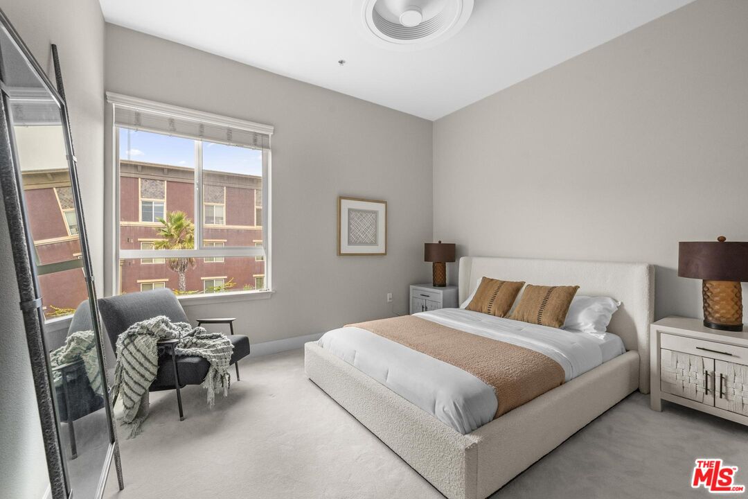 12920 Runway Rd Unit: 351