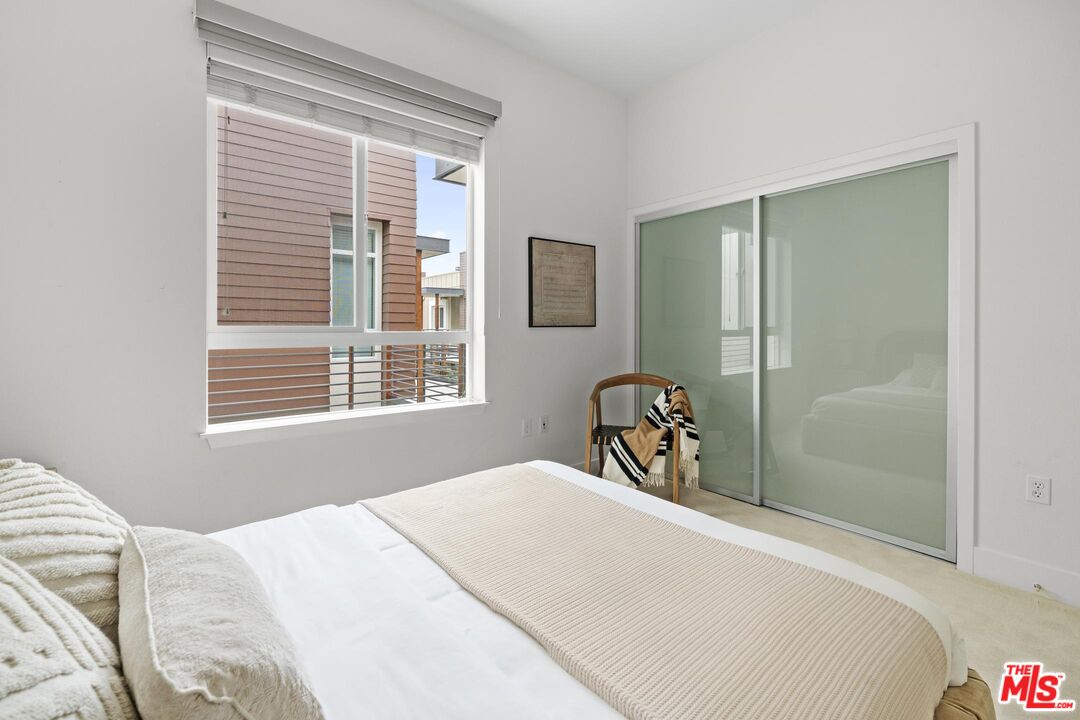 12920 Runway Rd Unit: 351