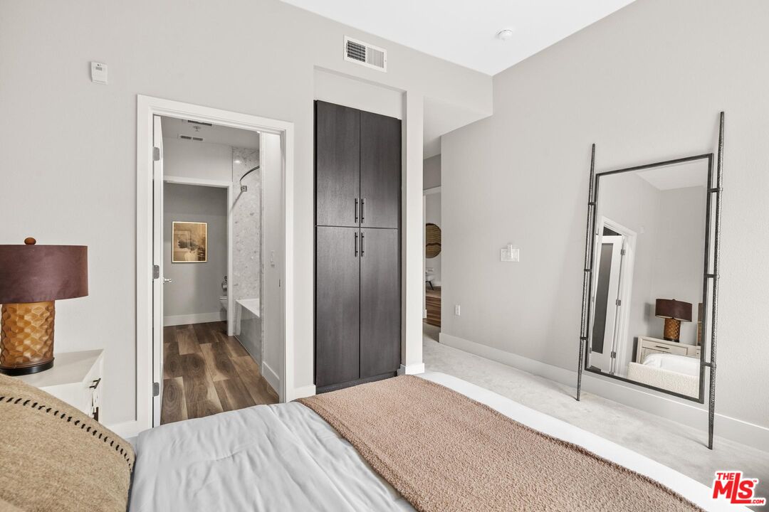 12920 Runway Rd Unit: 351