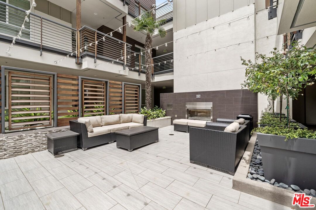 12920 Runway Rd Unit: 351