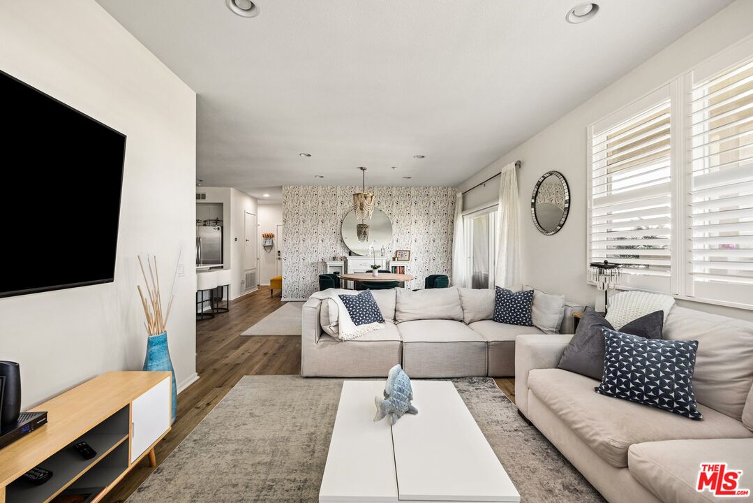 12920 Central Ave Unit: 402