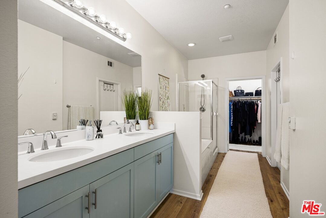 12920 Central Ave Unit: 402