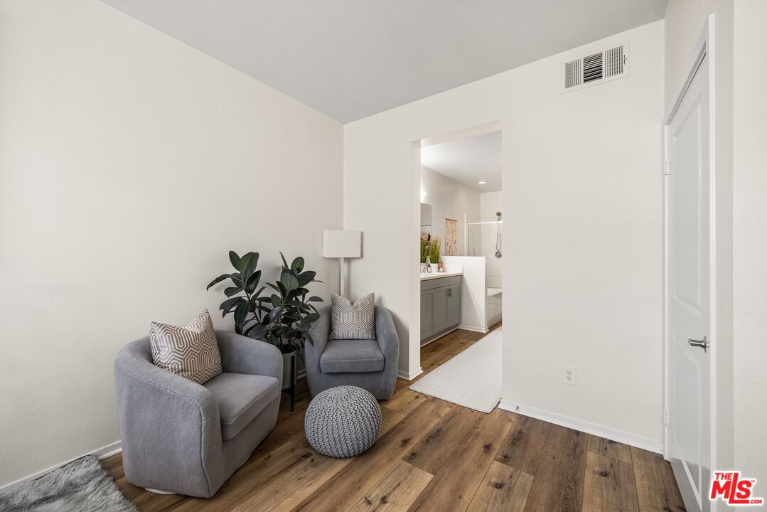 12920 Central Ave Unit: 402