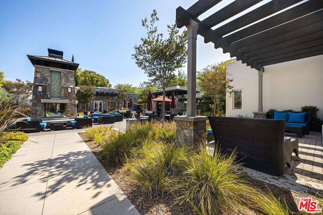 12920 Central Ave Unit: 402