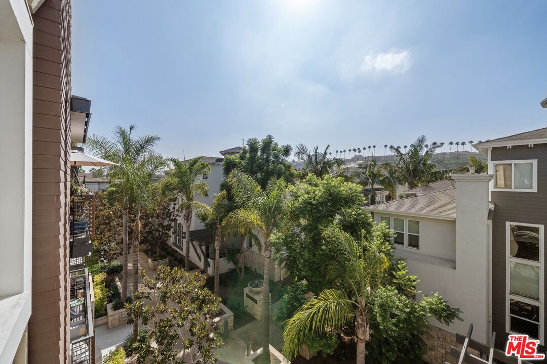 12920 Runway Rd Unit: 342