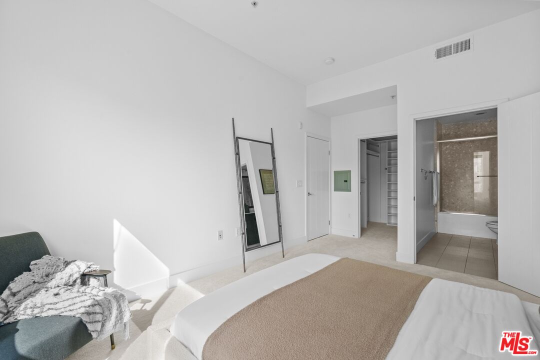 12920 Runway Rd Unit: 342