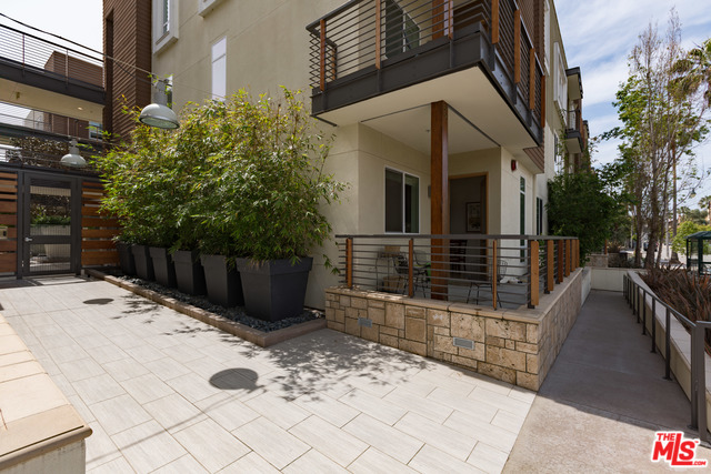 12920 RUNWAY RD Unit: 162