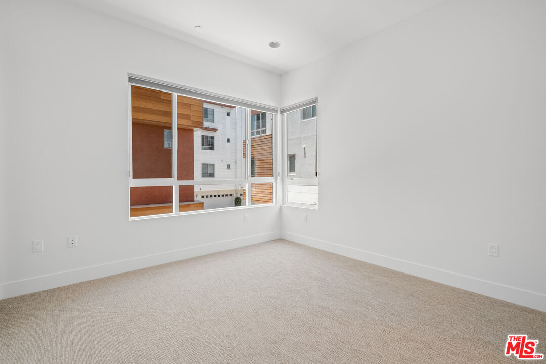 12492 Osprey Ln Unit: 1