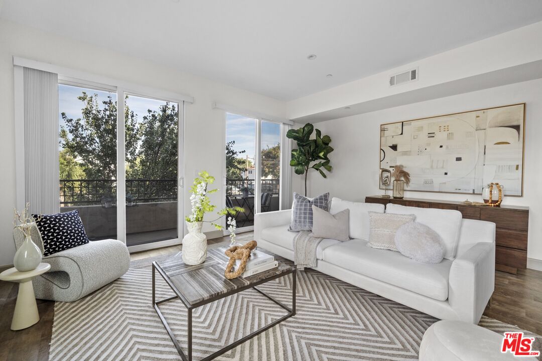 10930 National Blvd Unit: 201