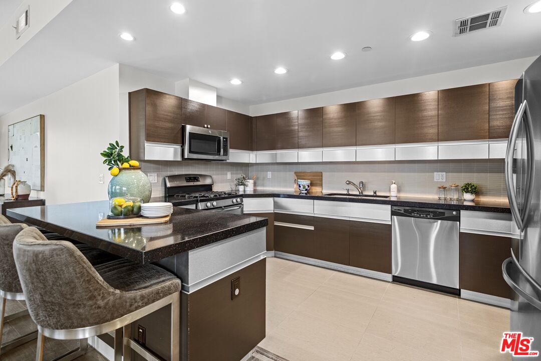 10930 National Blvd Unit: 201