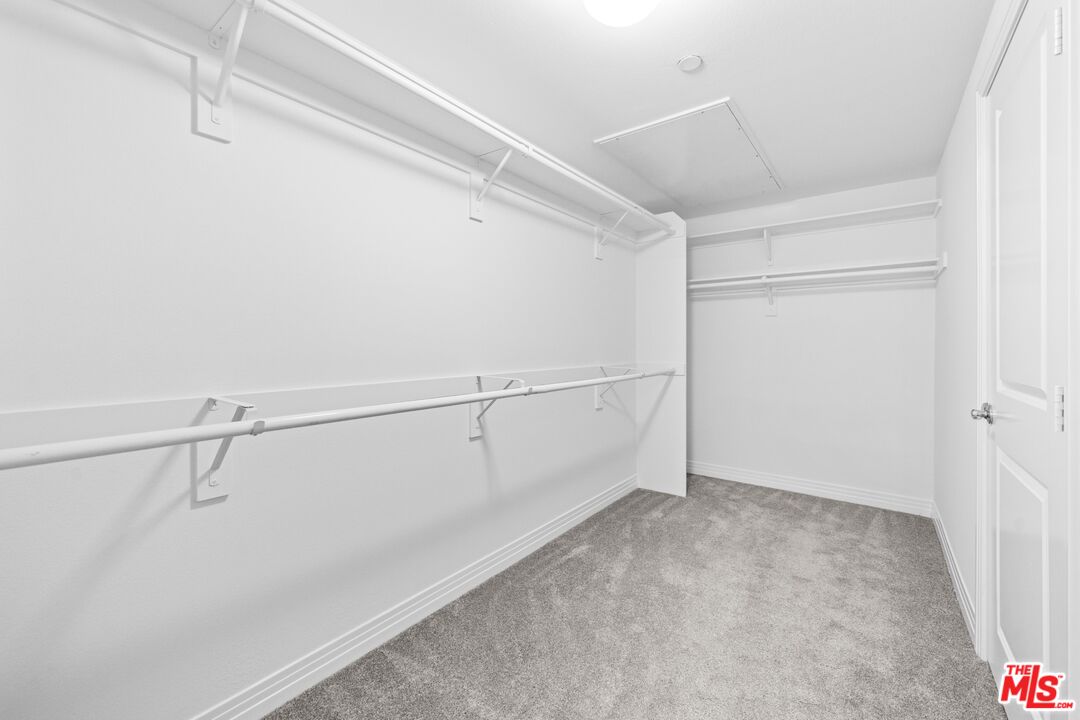 7100 Playa Vista Dr Unit: 424