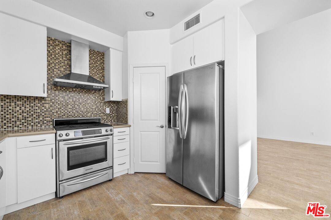 7100 Playa Vista Dr Unit: 424