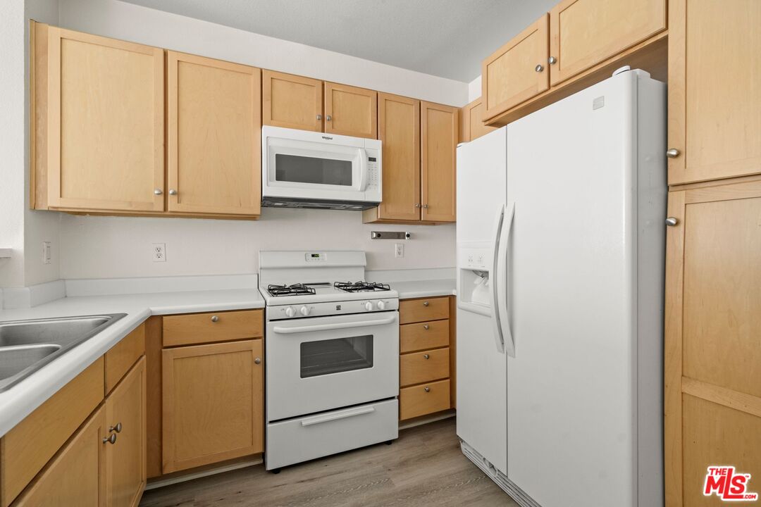 6400 Crescent Park Unit: 217