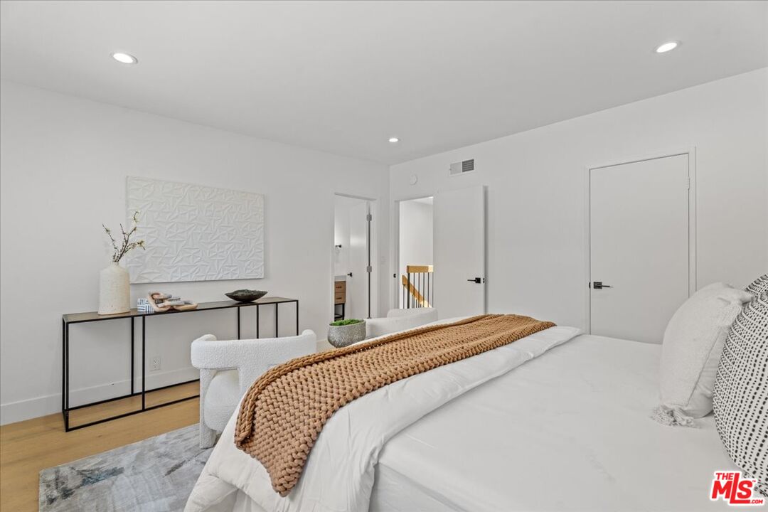 1807 10th St Unit: 3