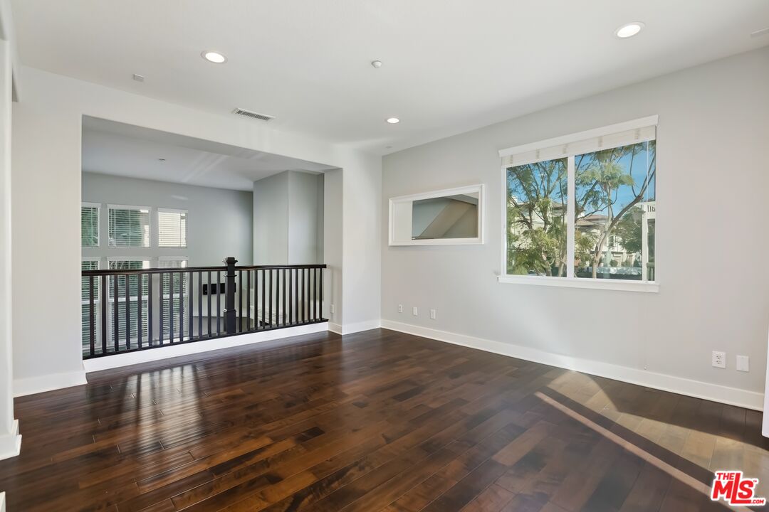 6021 Dawn Crk Unit: 13