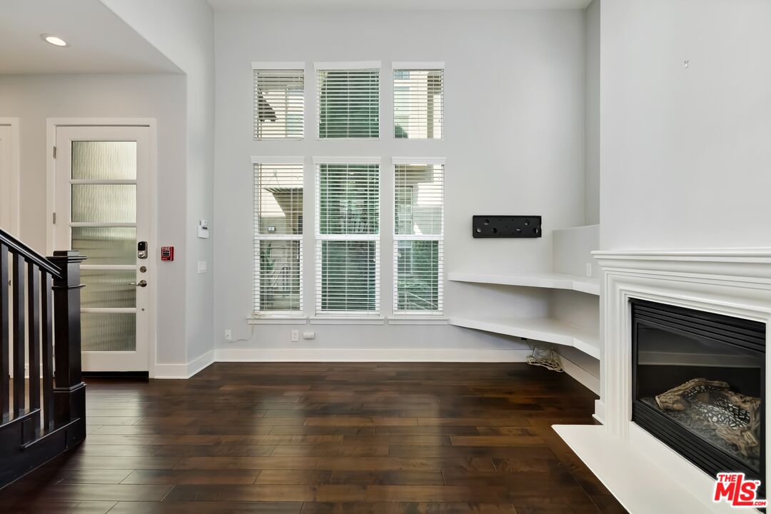 6021 Dawn Crk Unit: 13