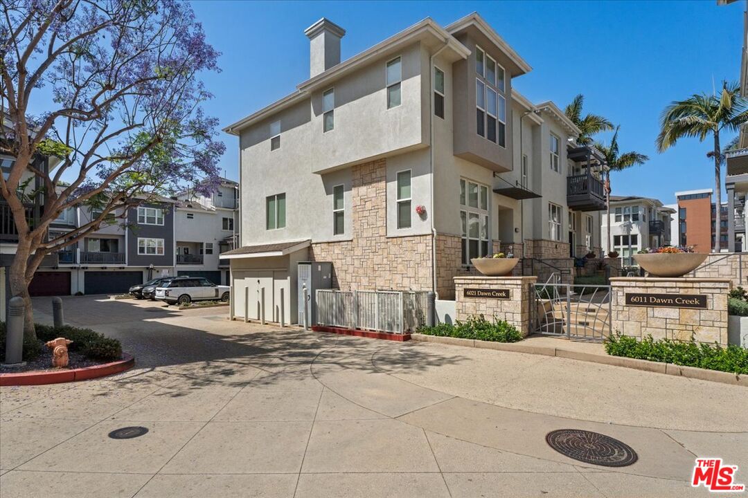 6021 Dawn Crk Unit: 13