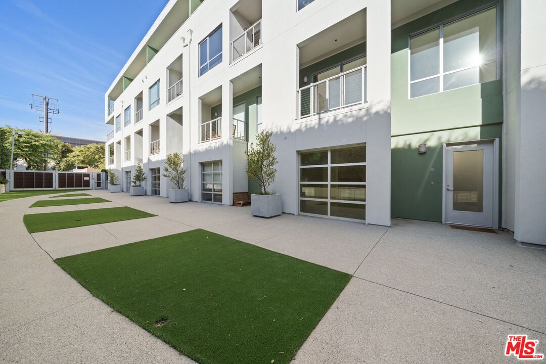 11500 Tennessee Ave Unit: 125