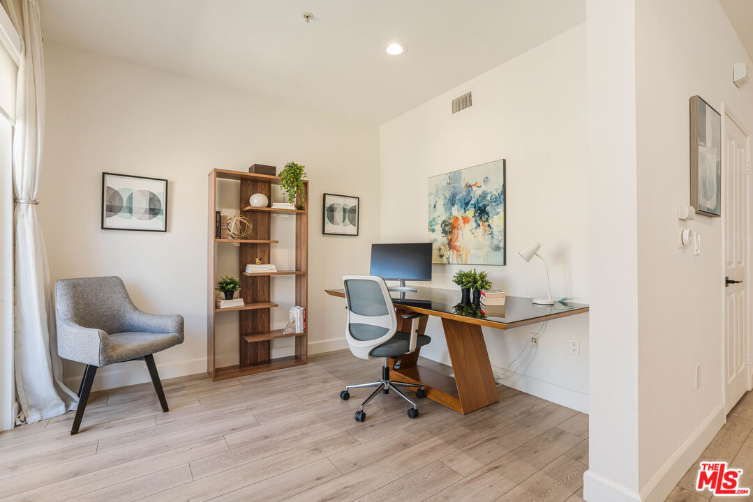 6020 Seabluff Dr Unit: 409