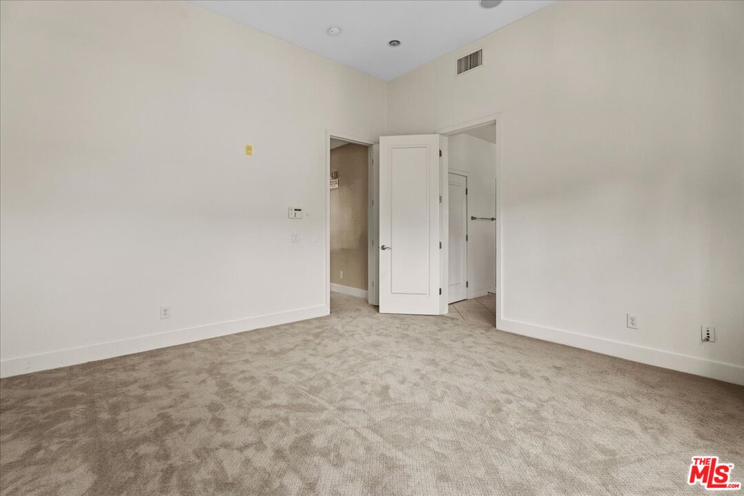 6021 Dawn CRK Unit: 6